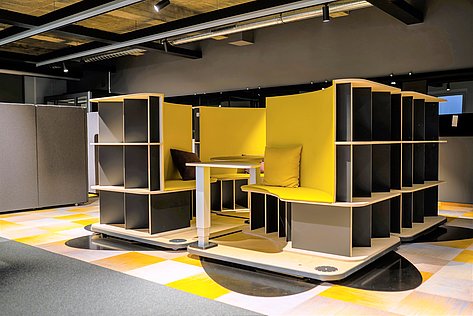 Flexibility and spatial structure combined in one and the same solution: Hettich's 'RoomSpin' study is making its debut at the ‘architect@work’ trade show on 5 and 6 June 2024 in Munich. Photo: Hettic