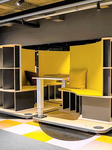 Flexibility and spatial structure combined in one and the same solution: Hettich's 'RoomSpin' study is making its debut at the ‘architect@work’ trade show on 5 and 6 June 2024 in Munich. Photo: Hettic